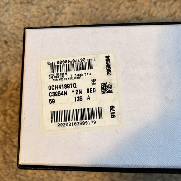 Authentic Chanel Sunglasses with box. - Picture 7 of 8